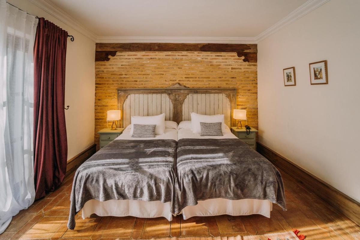 Finca Monasterio Сан-Мартін-дель-тесорільо Екстер'єр фото